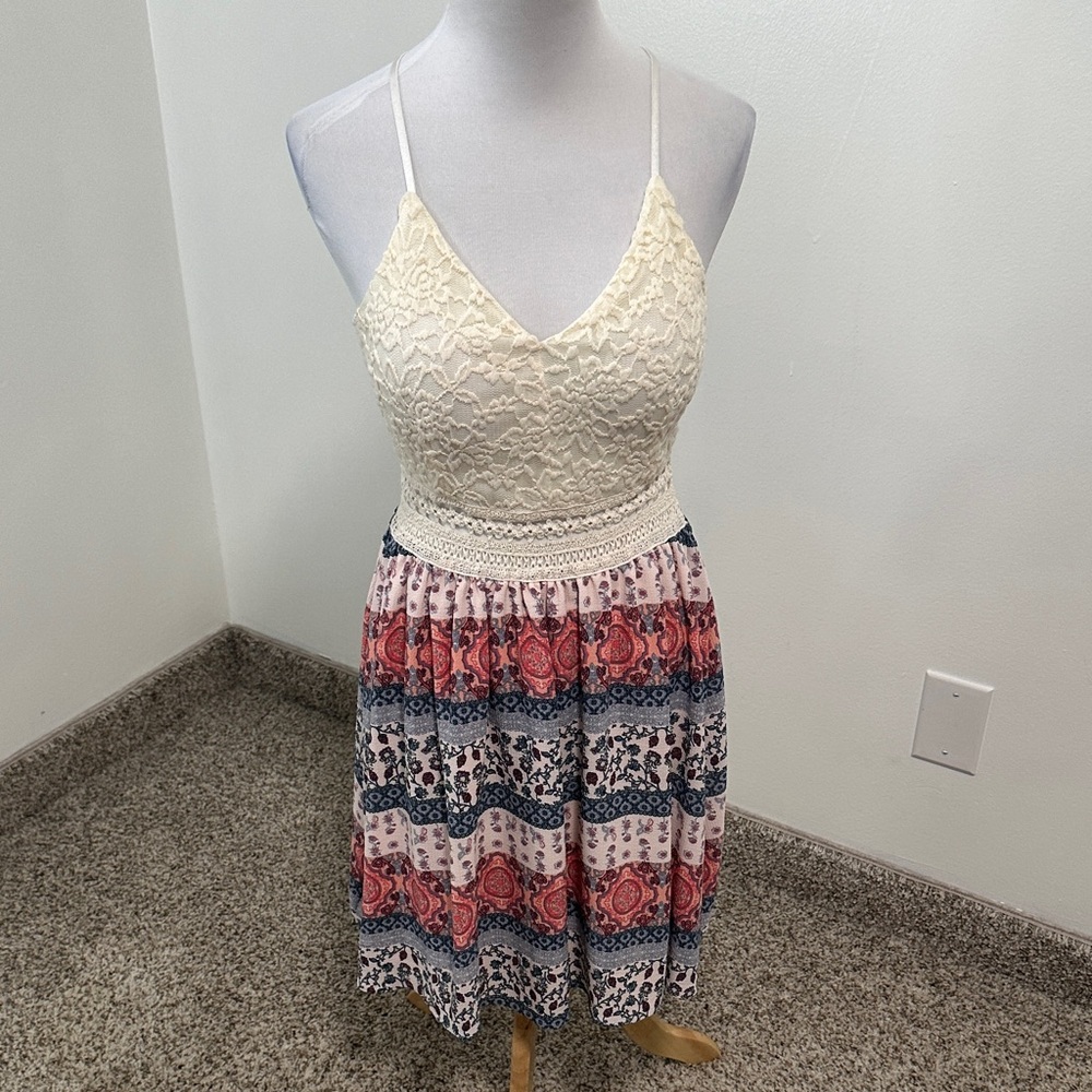 🎒 Rue21 Lace Top Dress